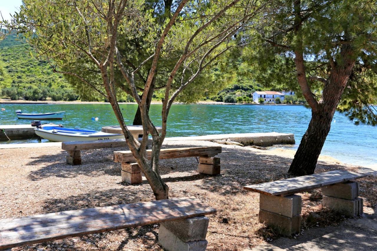 Apartments By The Sea Luka Dubrava, Peljesac - 14040 Putnikovic Exterior photo